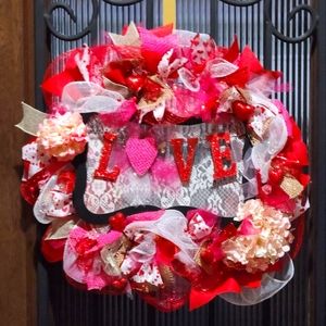 LOVE- Door Wreath